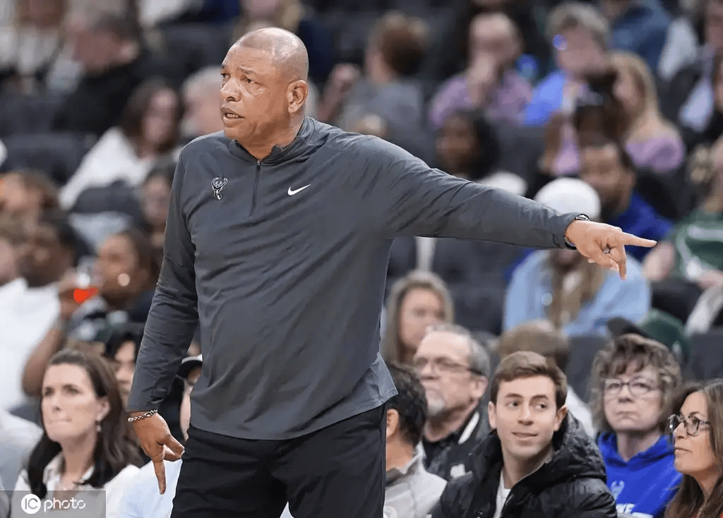 结束27年执教生涯！64岁里弗斯宣布退休 胜场数历史第六